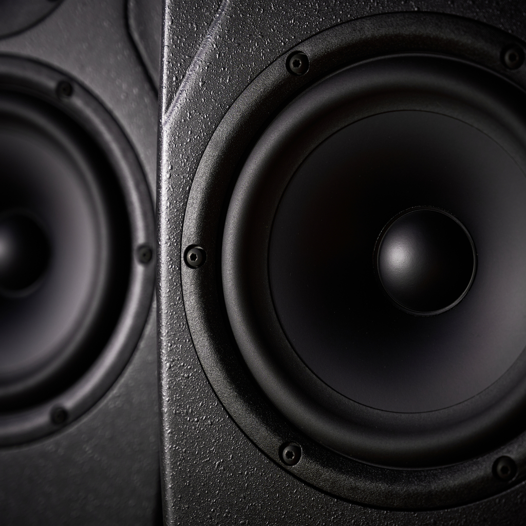 IK Multimedia iLoud Precision 6