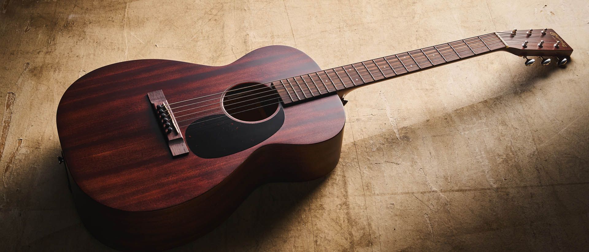 "Fans of Classic Country and Fingerstyle Blues Will Love This: A Review of the Martin 0-10E Retro Jason Isbell"]