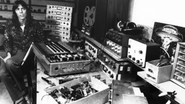 "How a Perfectionist Rock Legend, with Only Six Albums in 50 Years, Relies on a Razor Blade to Tackle Constantly Changing Arrangements"]