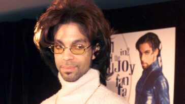 "One Condition: The Boy with the Computer in His Room Can’t Play His Instrument" – In 1999, Prince Shared His Thoughts on the New Wave of DAW Musicians and Producers.]