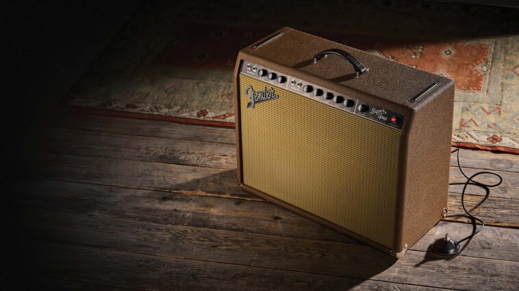 Recreating Leo Fender's Beloved Amplifier: A Review of the Fender ’62 Super Amp]
