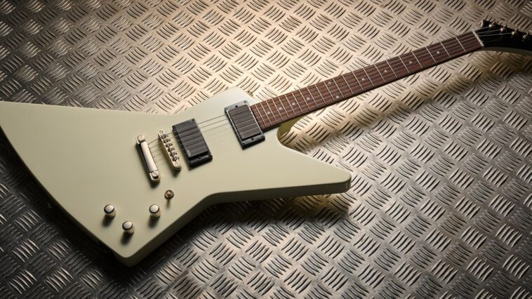 Review of the 80s EMG Epiphone Explorer]
