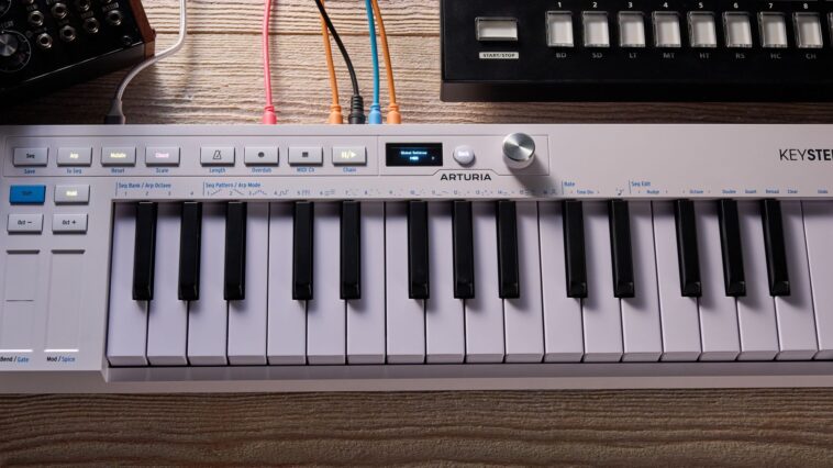 "Substantial Enhancement with New Features and Simplified Controls: Arturia KeyStep Mk2 Review"]