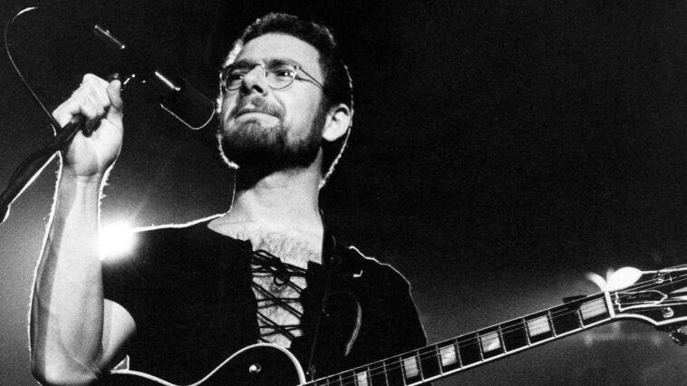 The creation of the album that drove King Crimson to the edge.]