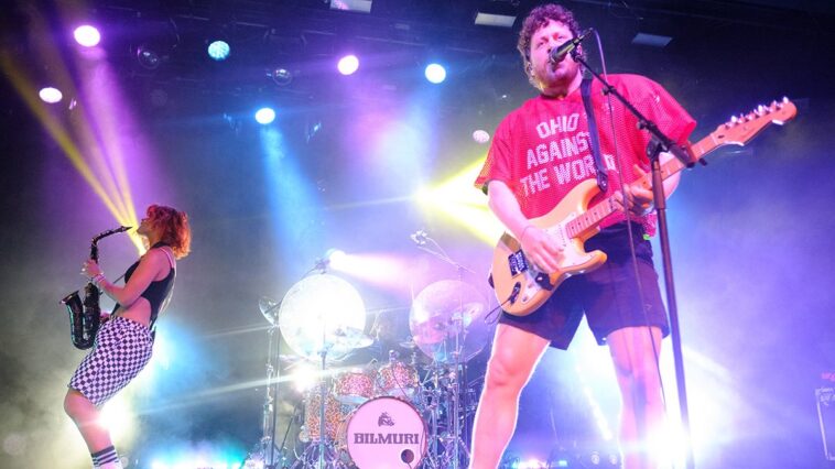 Top guitarists clash for a place on the latest Bilmuri track.]