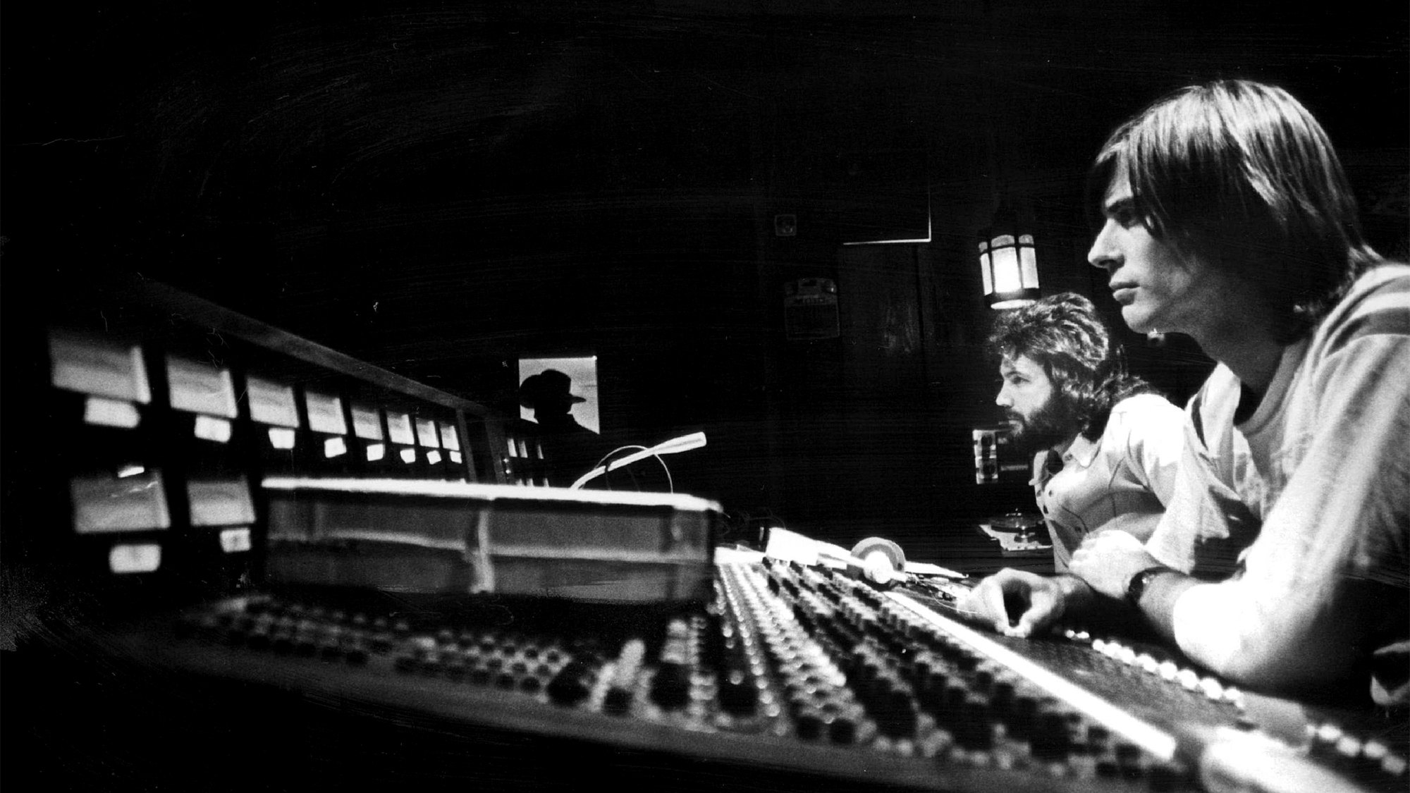 FEB 24 1975, FEB 26 1975, MAR 2 1975; Foreground: John Mill, Engineer; Background: Ken Mansfield, Producer (and a Duster in the doorway);