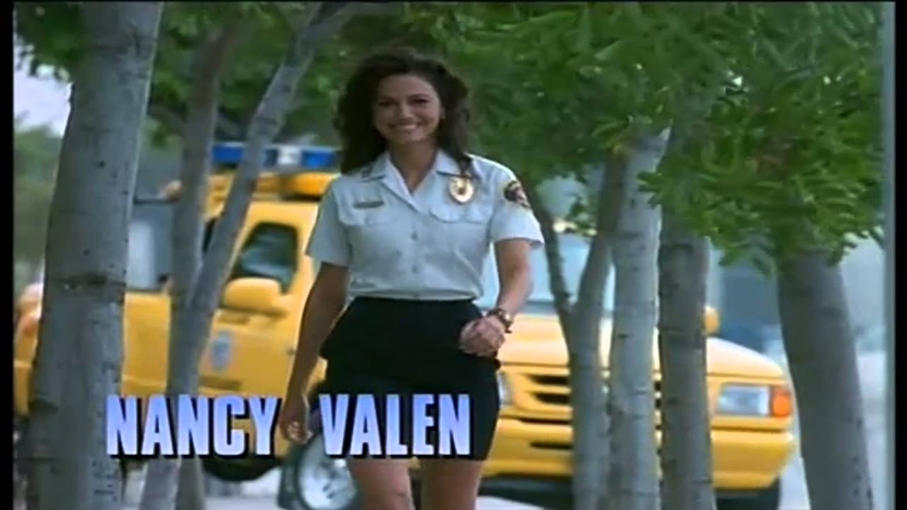 Baywatch 1 theme opening, Peter Cetera - Save Me - YouTube