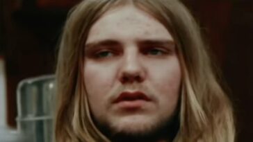 "Alex Lifeson Reflects on the Modest Start of His Iconic Band: 'I think the 20 attendees at our debut Rush show weren't that impressed.'"]