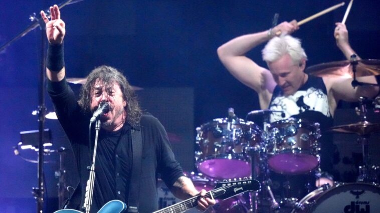 "Dave Grohl reveals the straightforward reason behind Josh Freese's departure from Foo Fighters: 'It wasn't just me... we all thought it was an amazing experience, but it's time to find a new drummer.'"]