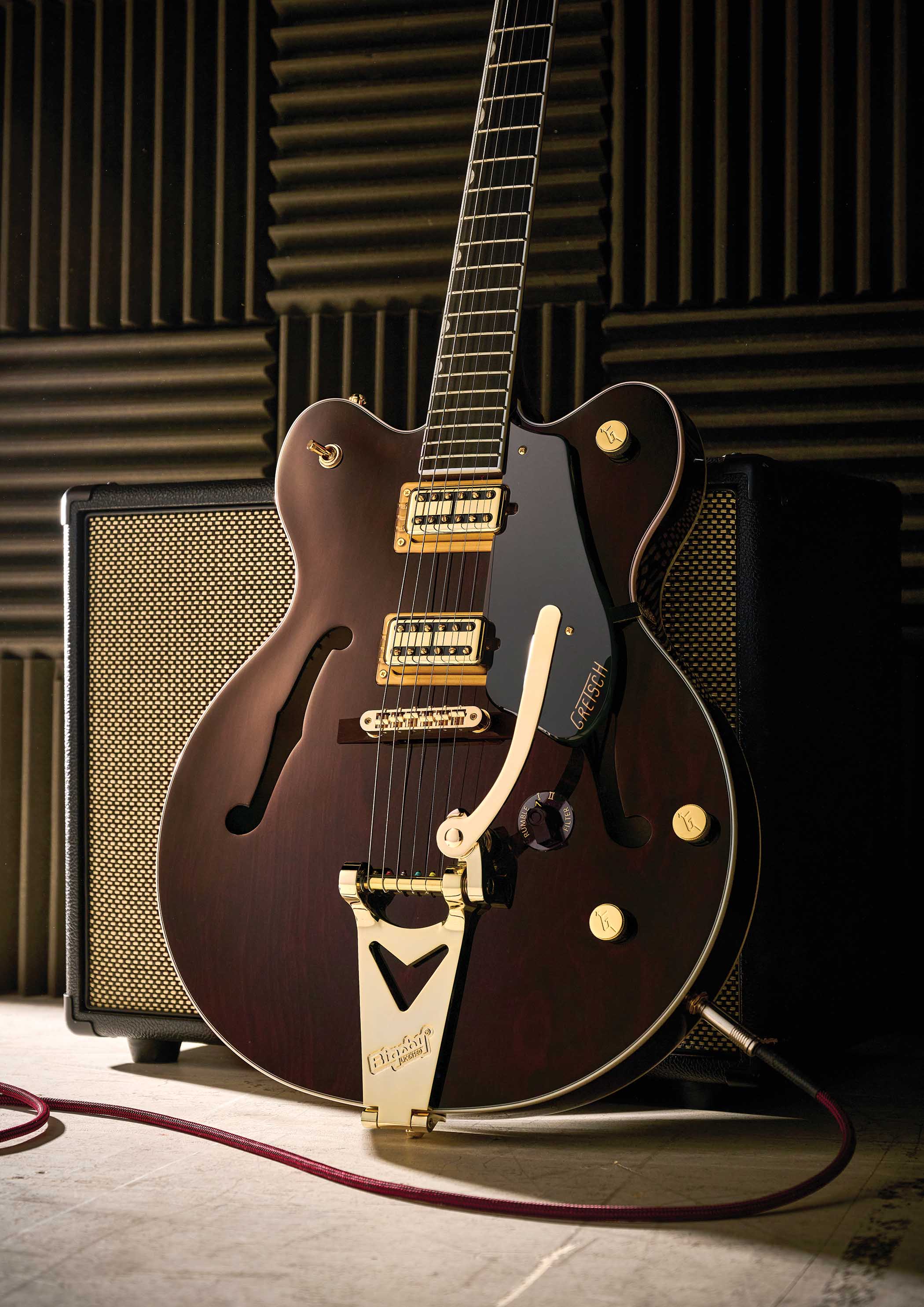 Gretsch Limited Edition Abbey Road RS201 Studiomatic: A tie-up between Abbey Road Studios and Gretsch featuring a recording-aimed circuit inspired by the studios&rsquo; Rumble Filter