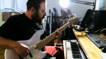 Enhance Your Basslines by Mastering the Fundamentals of Bass Compression Fast]