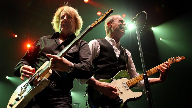 Francis Rossi Discusses the Internal Conflicts within Status Quo]