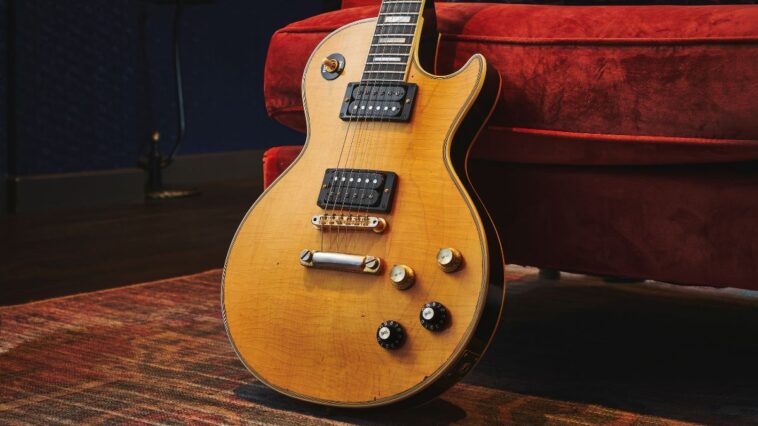 Gibson Pays Tribute to Mick Ronson with a Replica of His Bowie Les Paul Guitar]