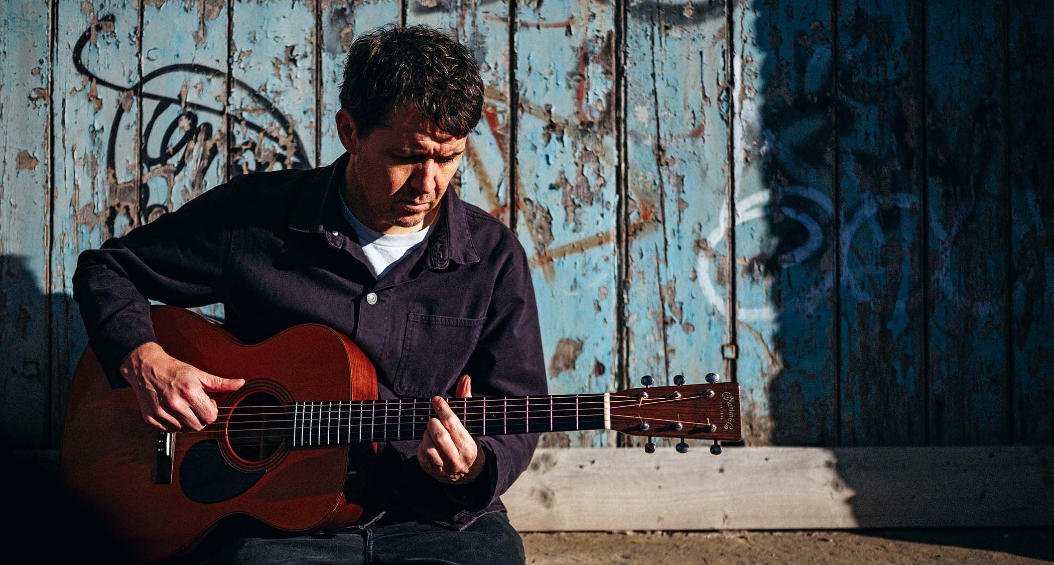 How Neil Thomas of Pavey Ark is Transforming the Acoustic Guitar]