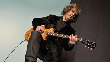 How to Play with the Same Intensity as the Legendary Gary Moore]