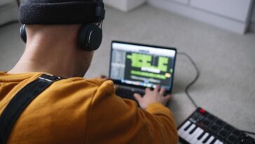 "I Applied a Pitch-Shifter to the Master Bus!": In the Age of Lo-Fi Beats and Home Recording, Is Sound Quality Still Important?]