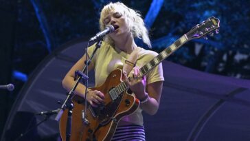 Introducing Clari Freeman-Taylor, the Guitarist from "Meet Mary in the Junkyard"]