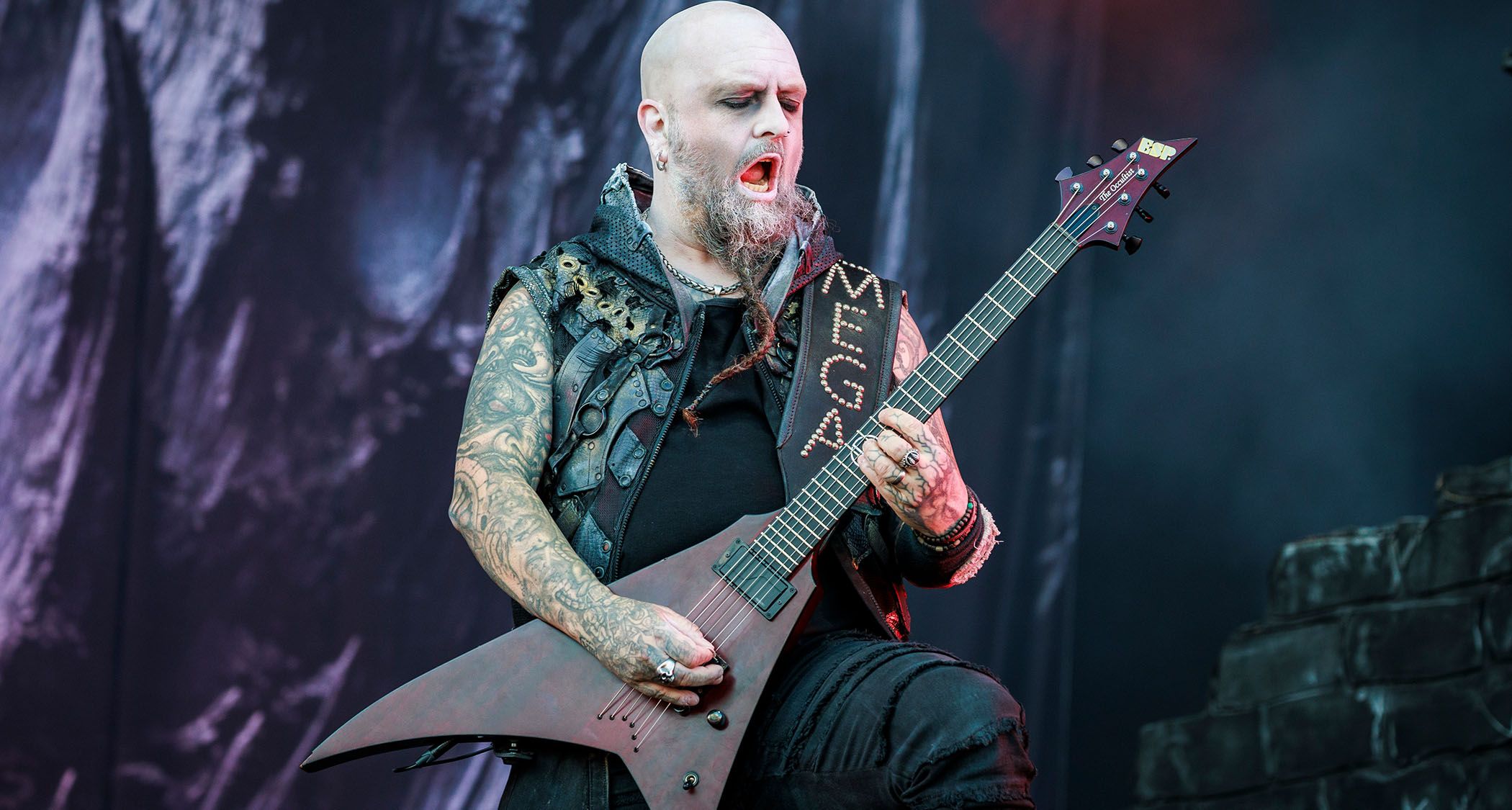 "Less Music Theory, More Inspiration: Dimmu Borgir’s Silenoz Discusses Guitar Influences from a Shark and the Harmony Between Black Metal and Blues"]
