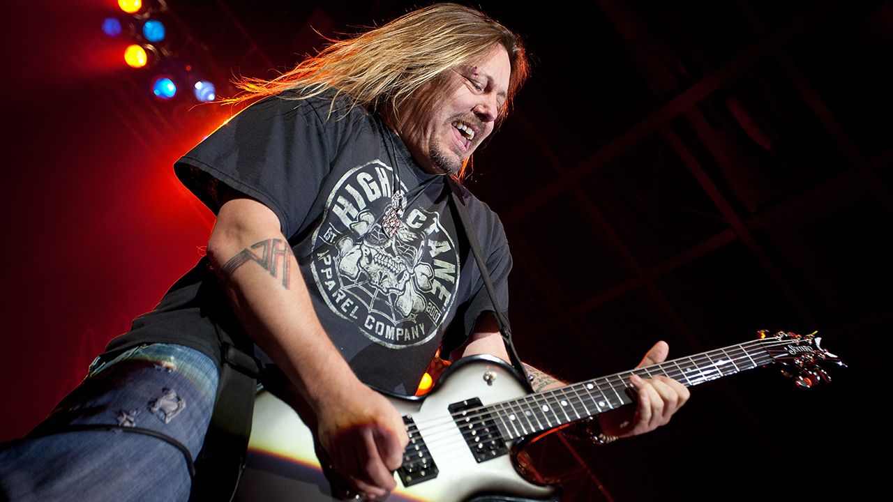 Lessons Pete Evick Has Gained From 21 Years with Bret Michaels]