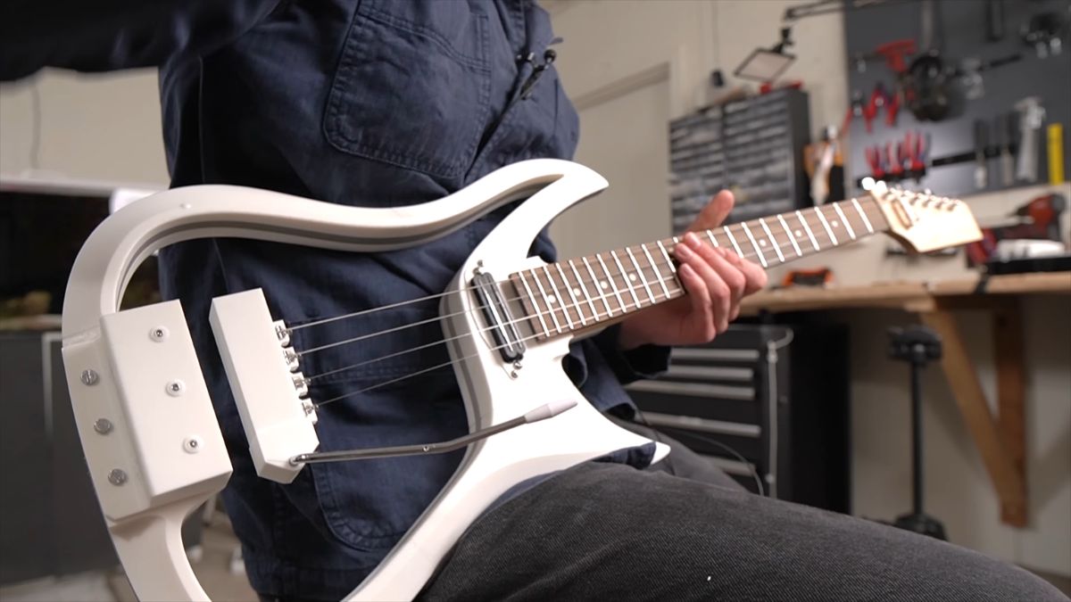 Mattias Krantz floating strings guitar