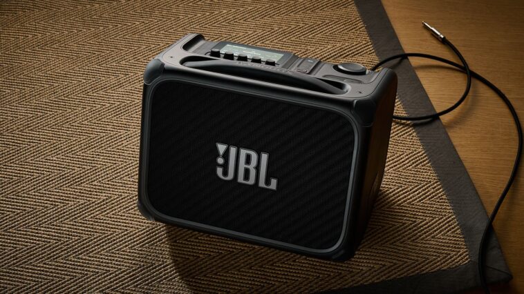 Review of the JBL Bandbox Trio | Guitar World]