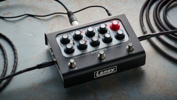 Review of the Laney Black Country Customs Billy Corgan Supergrace Loudpedal]