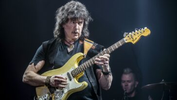 Ritchie Blackmore Discusses the Anxiety He Couldn't Escape]