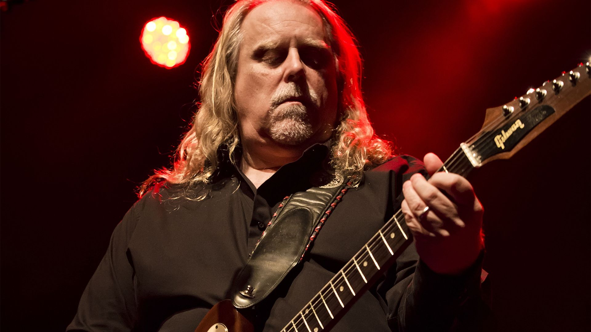 Warren Haynes Takes the Stage at Guitar Player Presents]