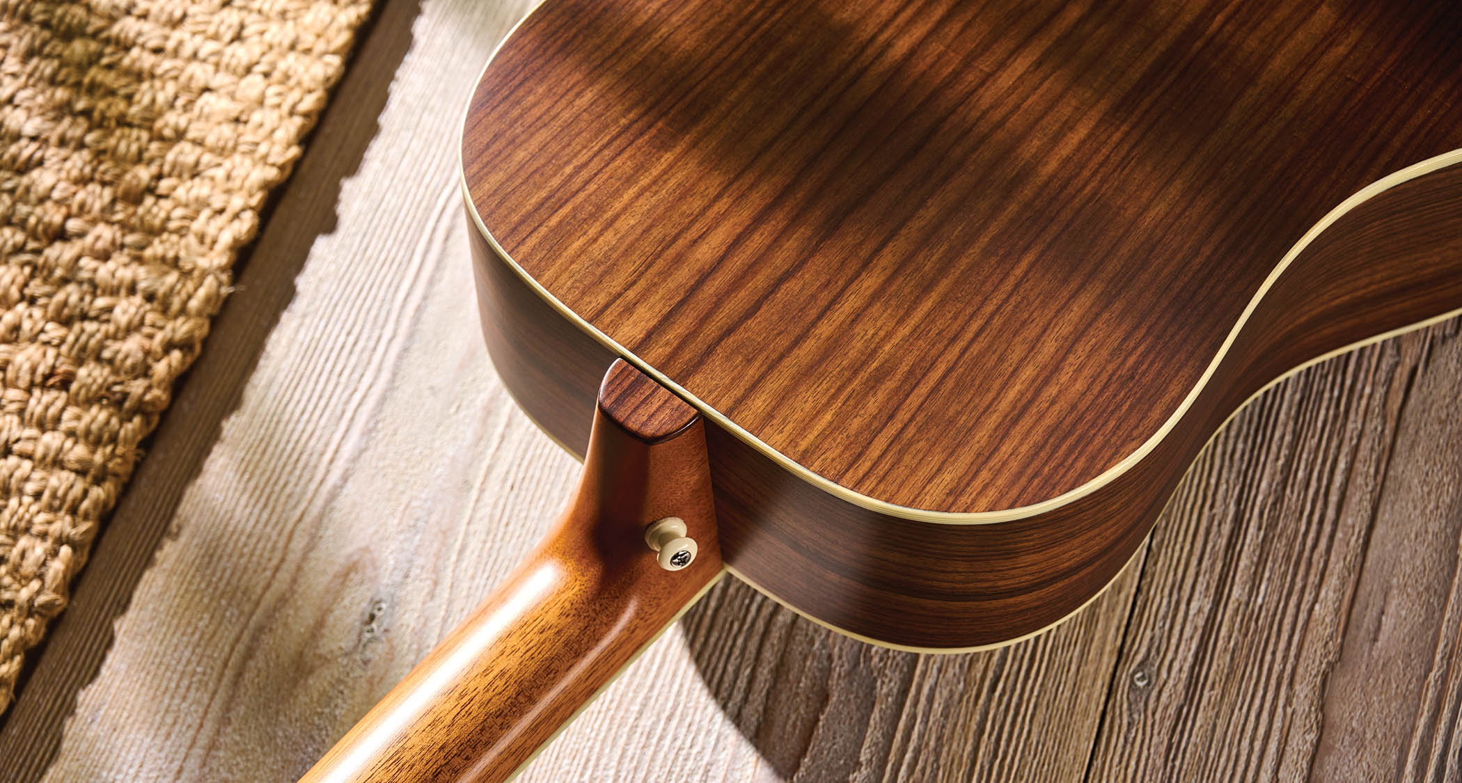 JWJ Chorale Select: A downsized slope-shouldered acoustic that has been&nbsp;specially voiced to accompany a singer