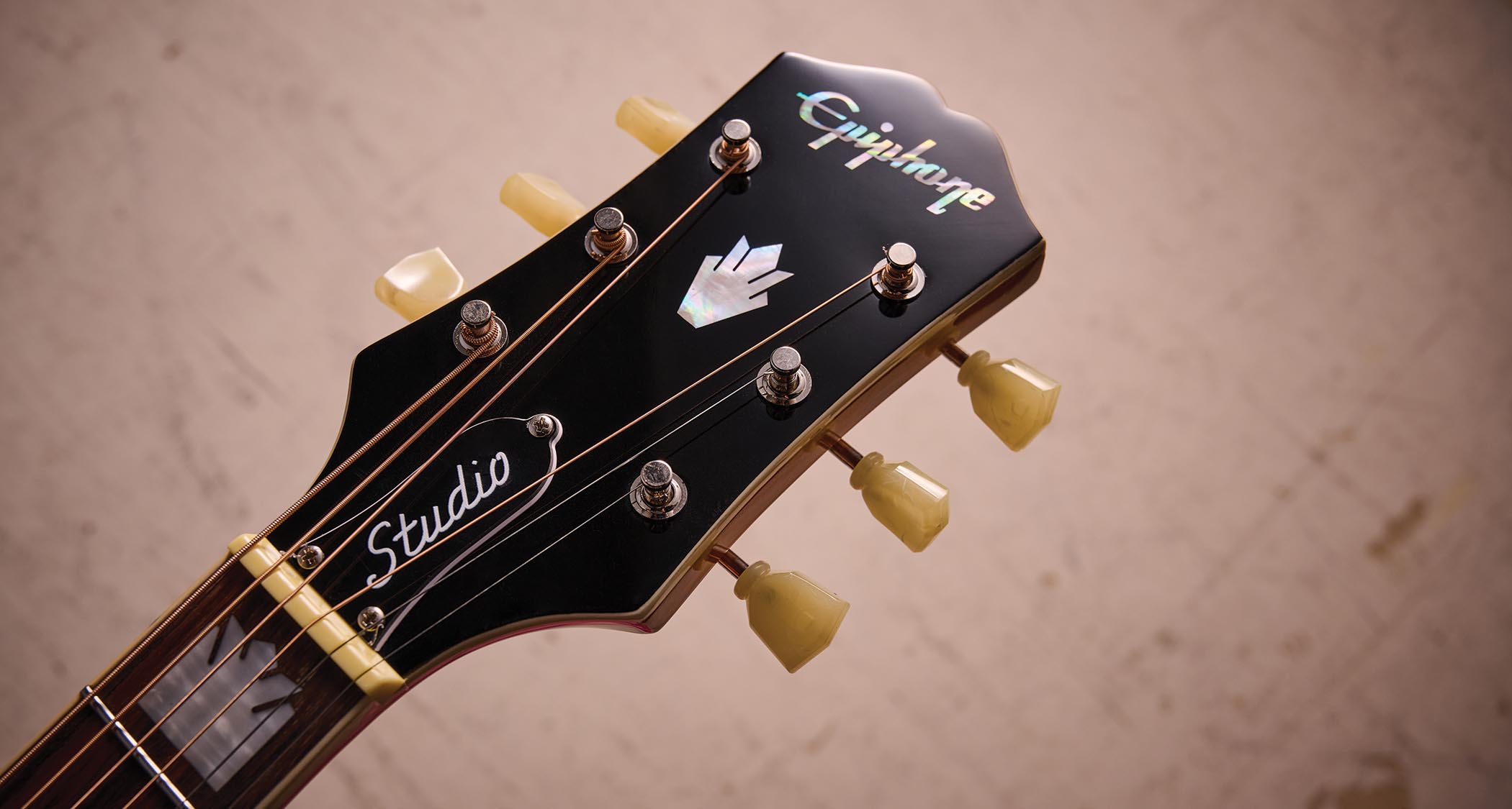 Epiphone J-200 Studio