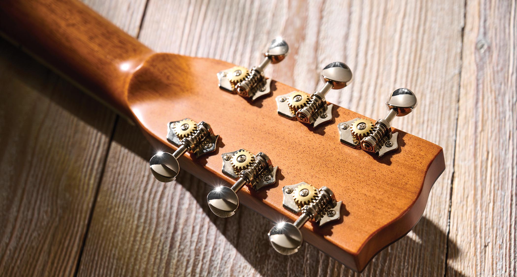 JWJ Chorale Select: A downsized slope-shouldered acoustic that has been&nbsp;specially voiced to accompany a singer