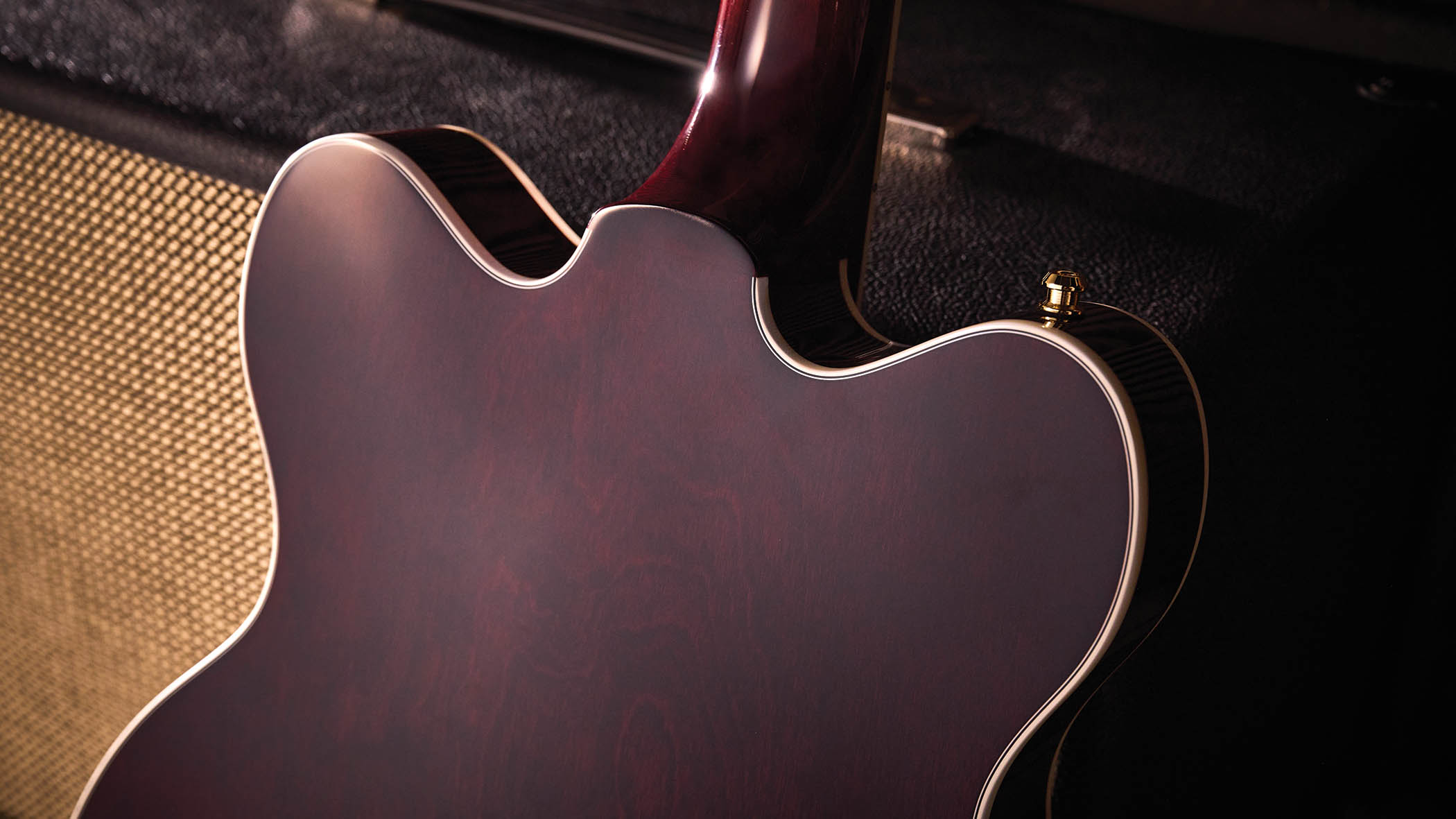 Gretsch Limited Edition Abbey Road RS201 Studiomatic: A tie-up between Abbey Road Studios and Gretsch featuring a recording-aimed circuit inspired by the studios&rsquo; Rumble Filter