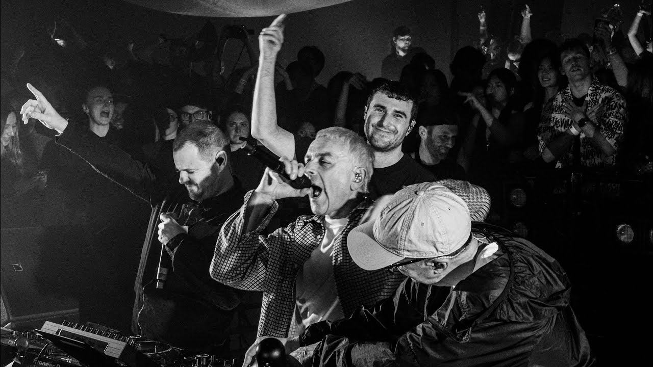 Fred again.. & Underworld & The Streets — HISTORIC MOMENT | Ally Pally (USB002 Tour) - YouTube