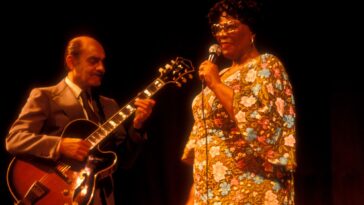 5 Essential Altered Chords to Master]