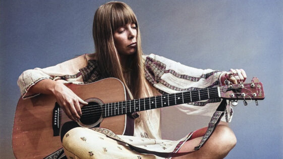 Joni Mitchell on how she invented her own guitar tunings