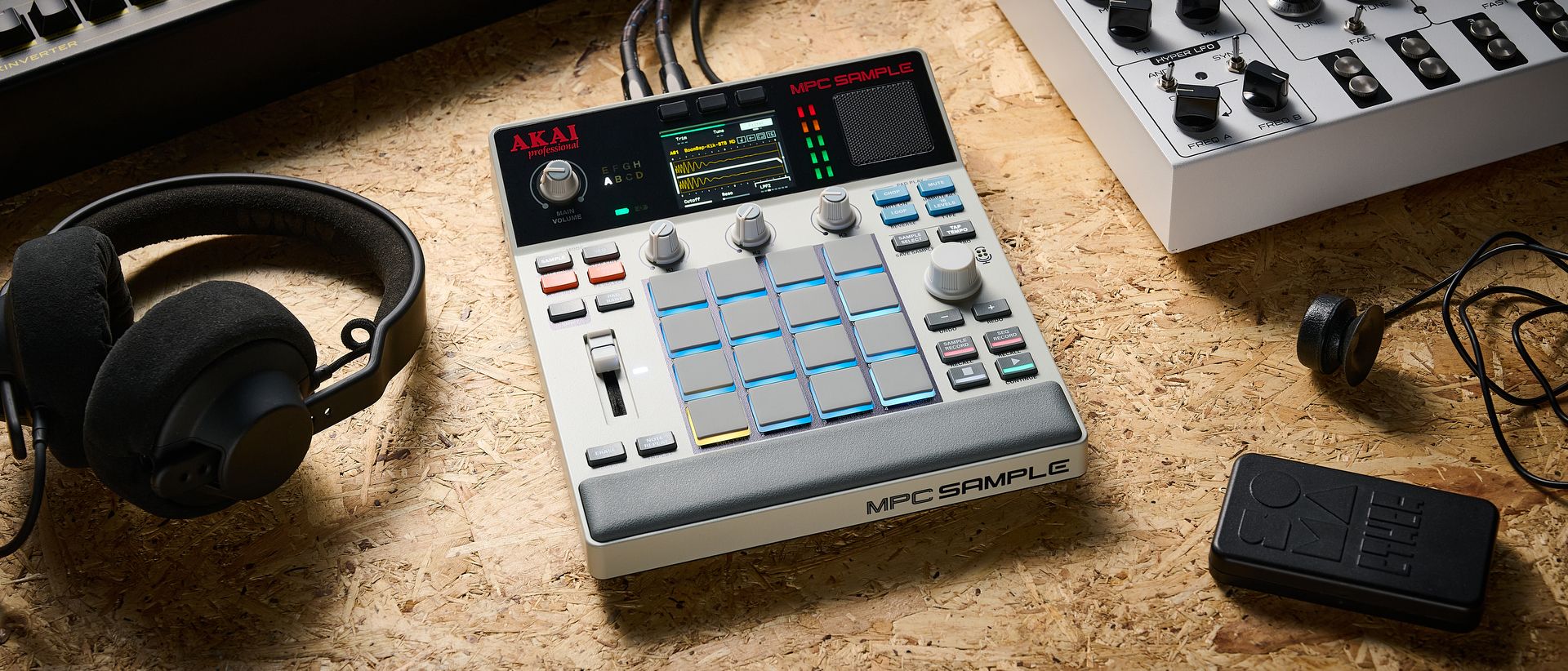 "Akai's Most Authentic Vintage MPC Release in Years: A Review of the MPC Sample"]