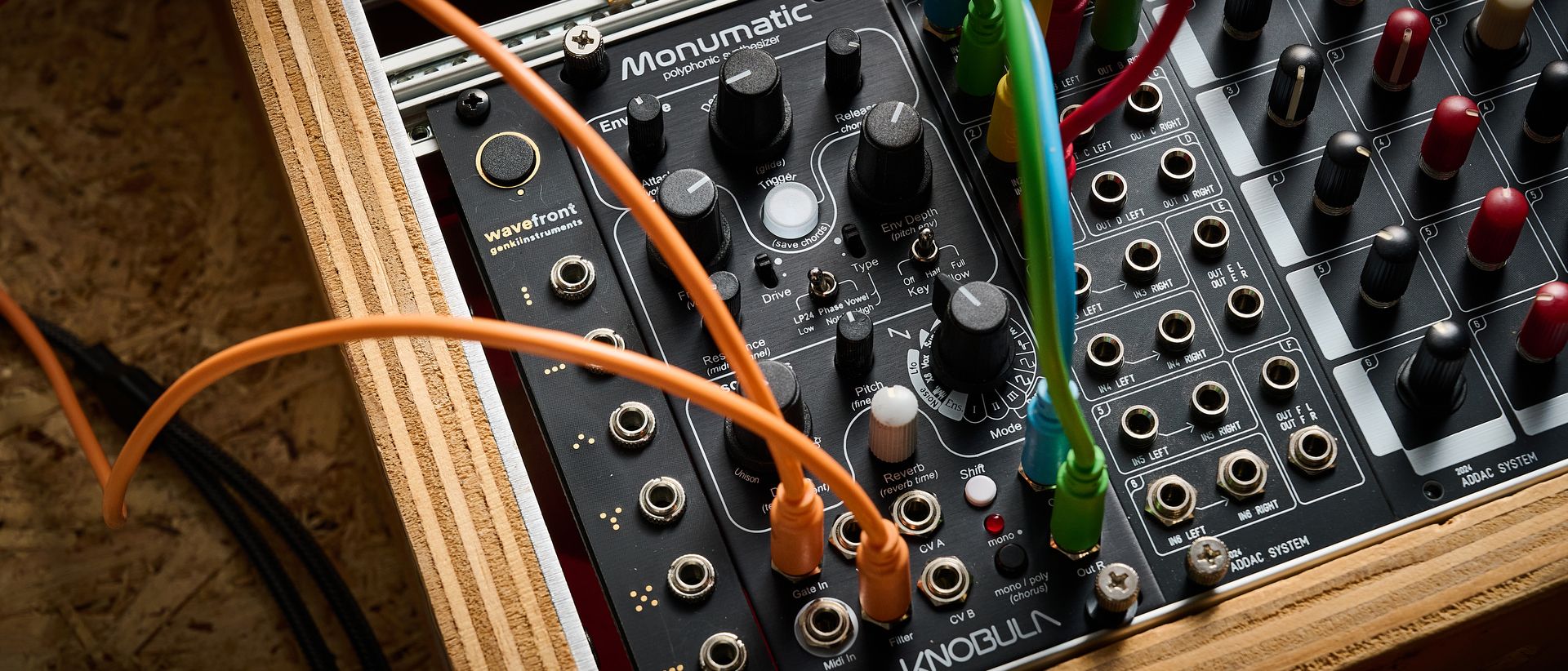 "An Amazing All-in-One Resource for Everything You Need in a Synth: Review of the Knobula Monumatic"]
