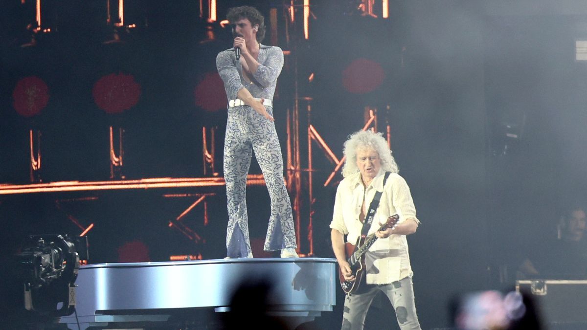 Brian May collaborates with Benson Boone for three tracks in Birmingham.]