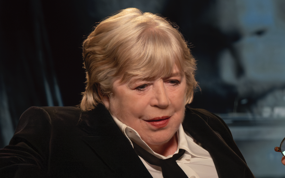 "Capturing a Cherished Moment: Marianne Faithfull's Final Performance Documented"]