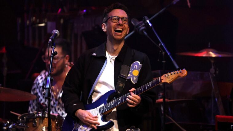 Cory Wong Discusses Enhancing the Bassline in Vulfpeck's "Dean Town"]