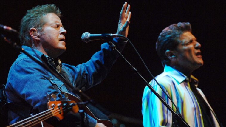 "Don Henley Commends Eagles Bandmate Glenn Frey for Crafting Iconic Lyrics in Hotel California and Desperado"]