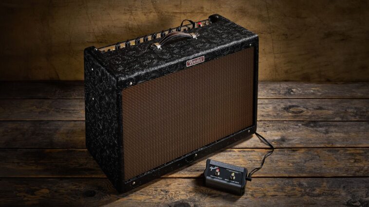 "Experience the familiar, powerful amp with enhanced clarity and vibrant clean tones: A review of the Fender Hot Rod Deluxe 30th Anniversary."]