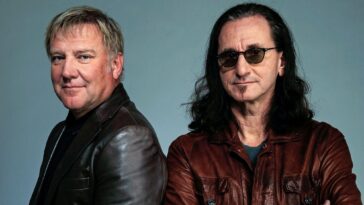 Geddy Lee Discusses Pressuring Alex Lifeson to Relaunch Rush]