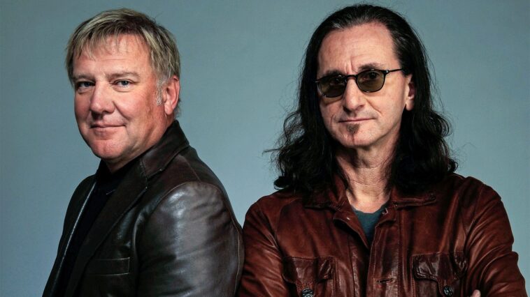 Geddy Lee Discusses Pressuring Alex Lifeson to Relaunch Rush]