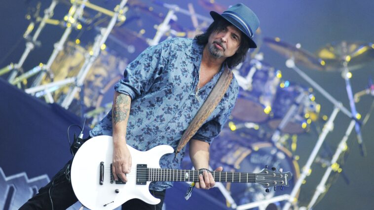 "Honestly, I always viewed Motörhead as merely a raucous sound—albeit an exciting one. It felt as if a spaceship had descended": A memorable interview with the late Phil Campbell, former guitarist of Motörhead, who passed away at 64.]