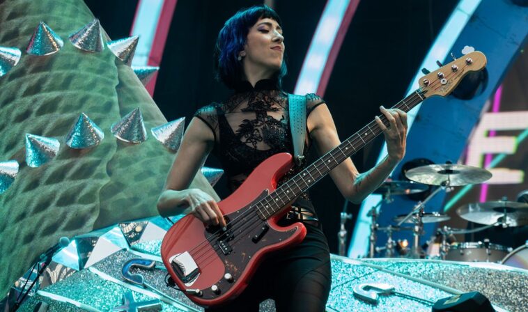 How Eva Gardner Secured Her Role as Pink's Bassist]