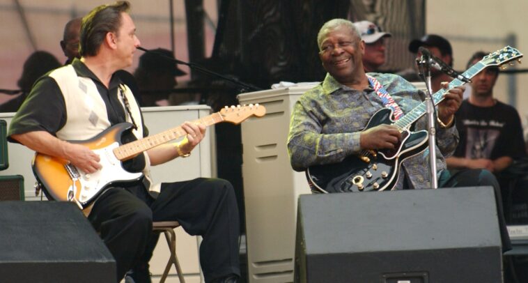 Jimmie Vaughan Reflects on the Lessons He Gained from B.B. King]