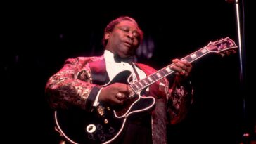 Joe Bonamassa: A Guide to Performing B.B. King's "The Thrill is Gone"]