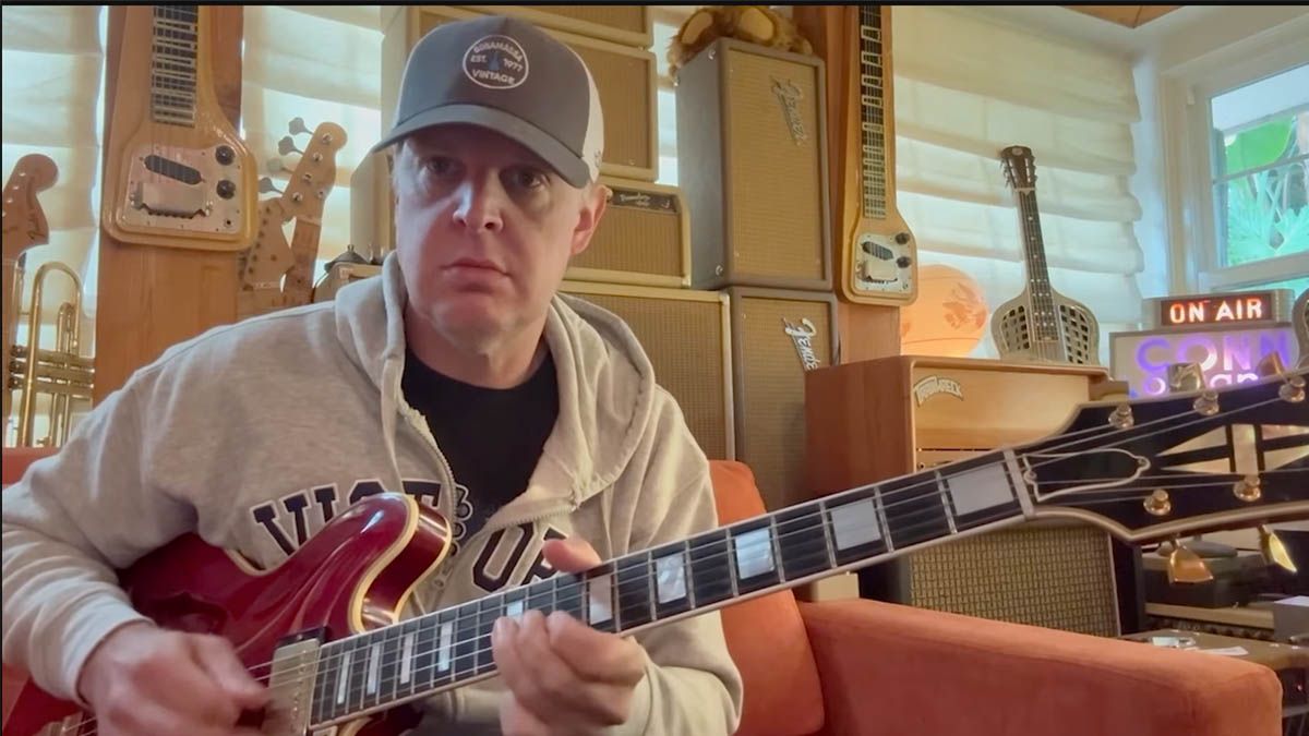 Joe Bonamassa honors B.B. King's collaboration with U2 from the late '80s.]