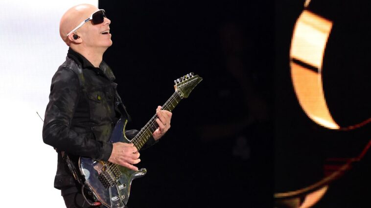 Joe Satriani Discusses His Conversation with David Lee Roth and Alex Van Halen Regarding the EVH Tribute Tour]